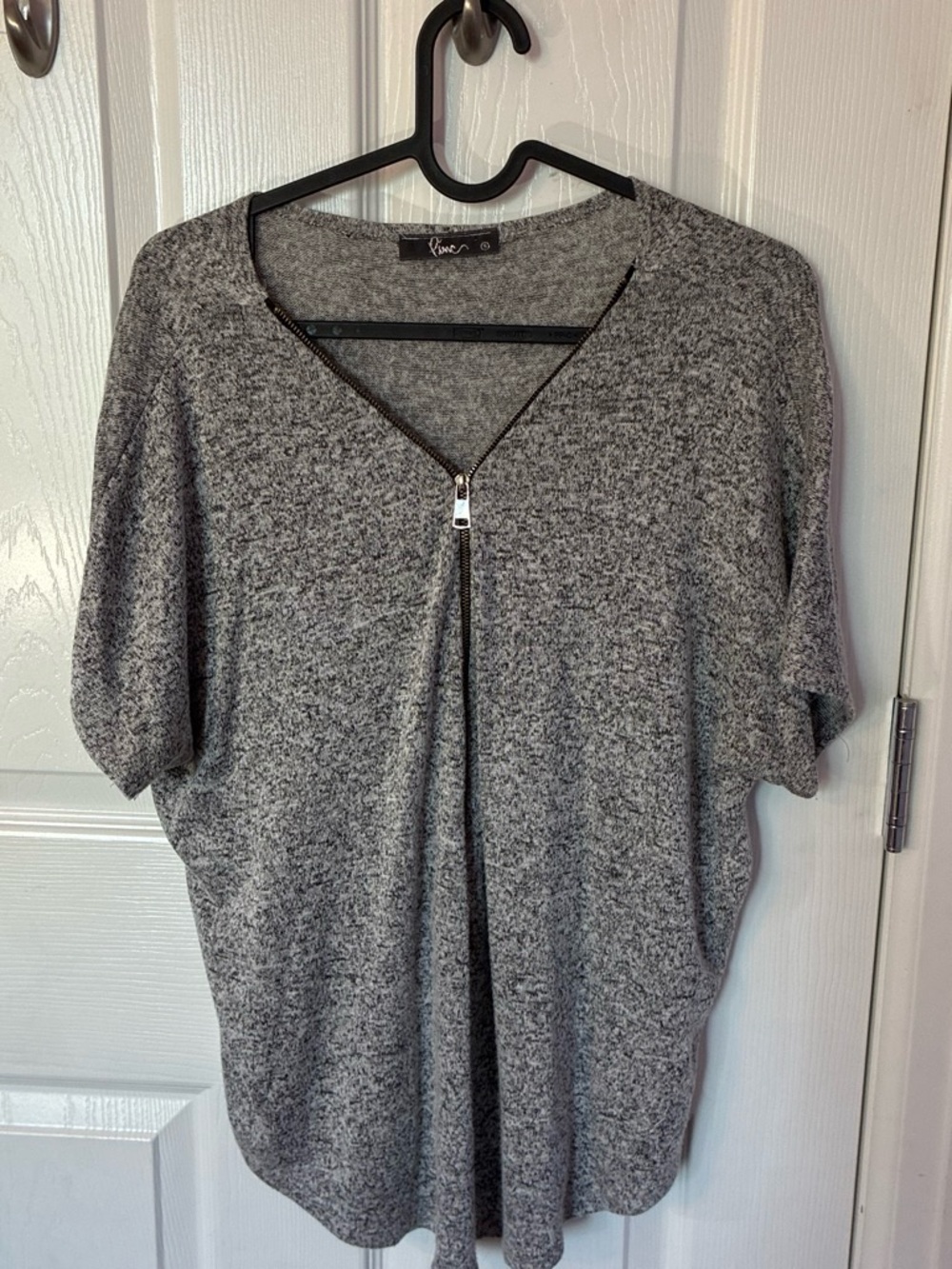 Pinc Grey zip midway zip up blouse v neck